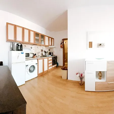 アパート Apartman - Sunny Day 6